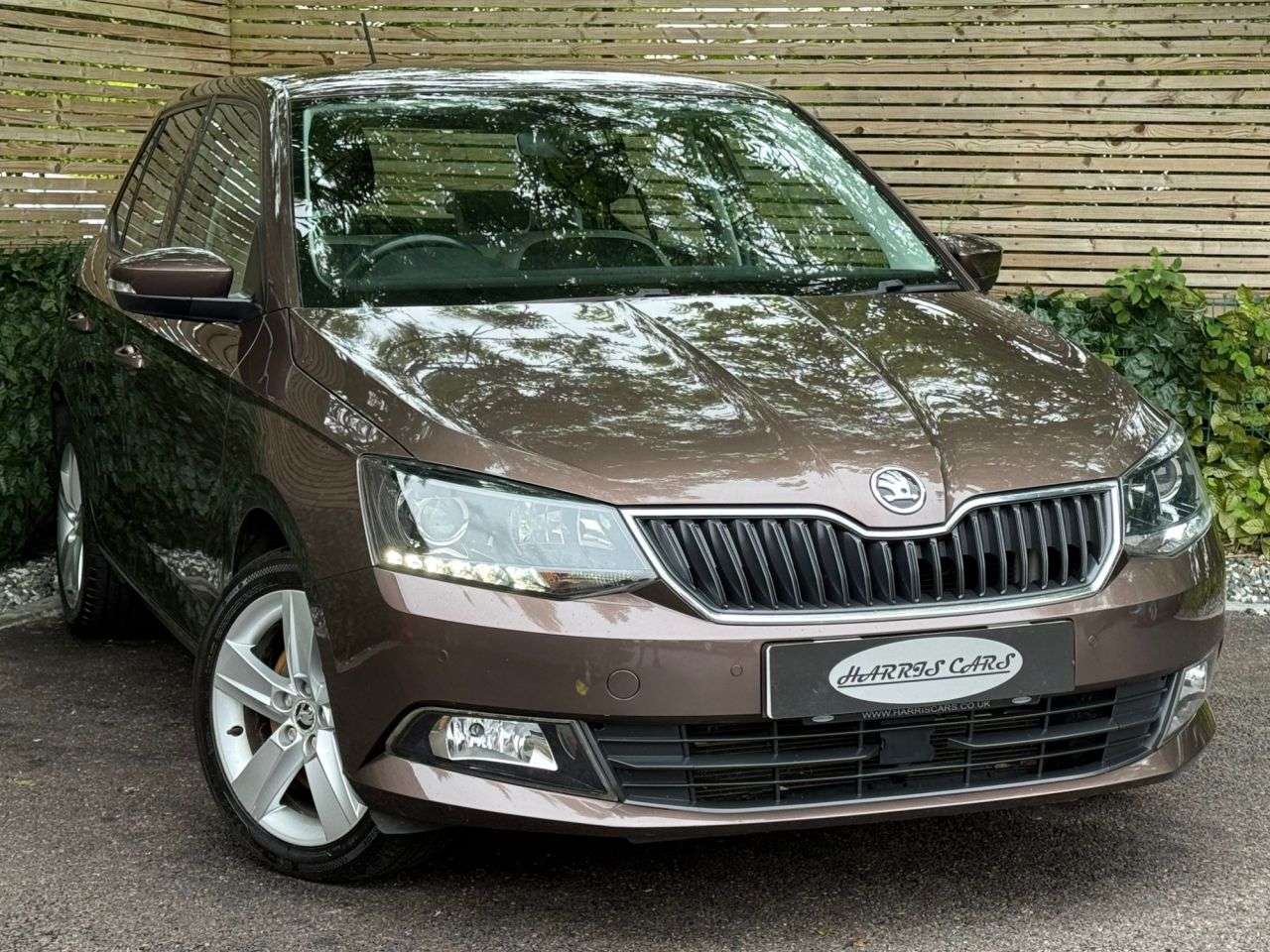 A 2016 SKODA FABIA 1.2 TSI SE L Hatchback 5dr Petrol DSG Euro 6 (s/s) (110 ps) 12 MONTHS AA, F A 2016 SKODA FABIA 1.2 TSI SE L Hatchback 5dr Petrol DSG Euro 6 (s/s) (110 ps) 12 MONTHS AA, F