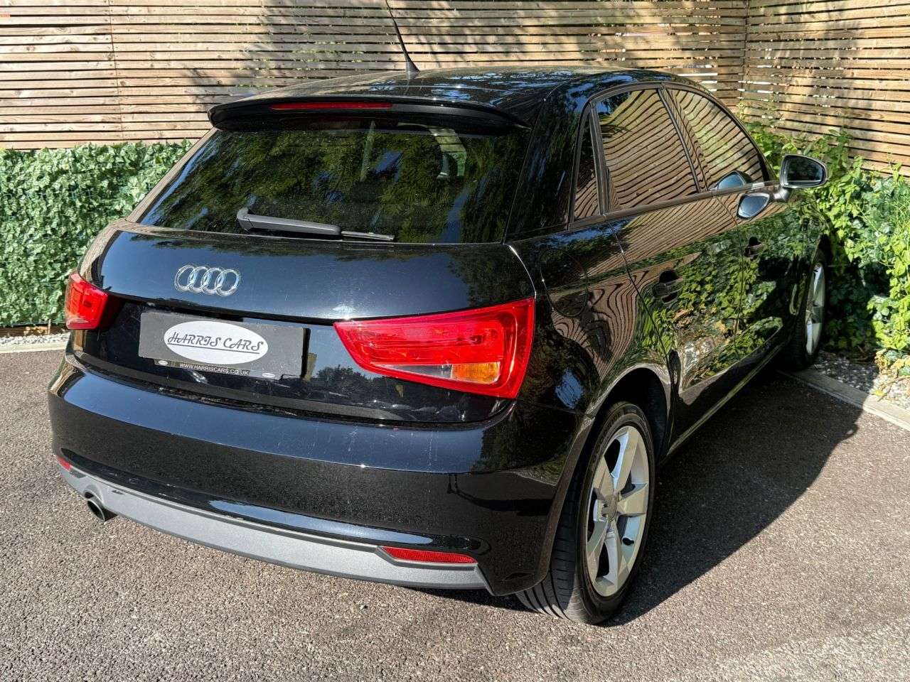 2016 AUDI A1 2016 AUDI A1