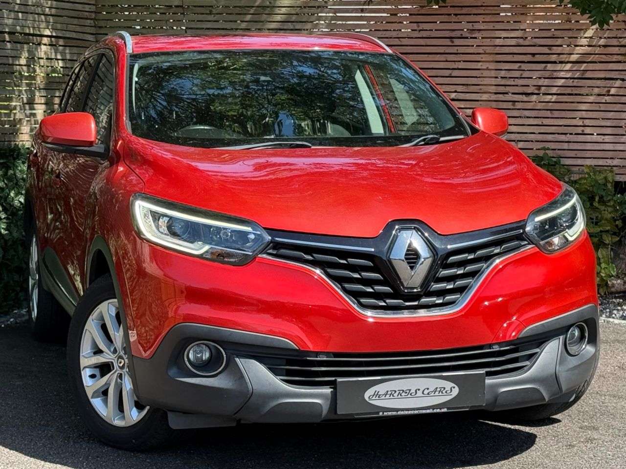 A 2017 RENAULT KADJAR 1.5 dCi Dynamique Nav SUV 5dr Diesel EDC Euro 6 (s/s) (110 ps) 12 MONTHS AA A 2017 RENAULT KADJAR 1.5 dCi Dynamique Nav SUV 5dr Diesel EDC Euro 6 (s/s) (110 ps) 12 MONTHS AA