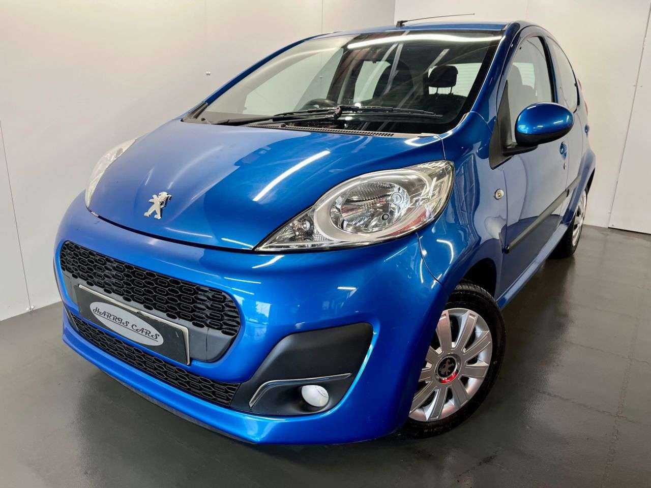 A 2012 PEUGEOT 107 1.0 12V Active Hatchback 5dr Petrol Manual Euro 5 (68 ps) 12 MONTHS AA, FRE A 2012 PEUGEOT 107 1.0 12V Active Hatchback 5dr Petrol Manual Euro 5 (68 ps) 12 MONTHS AA, FRE