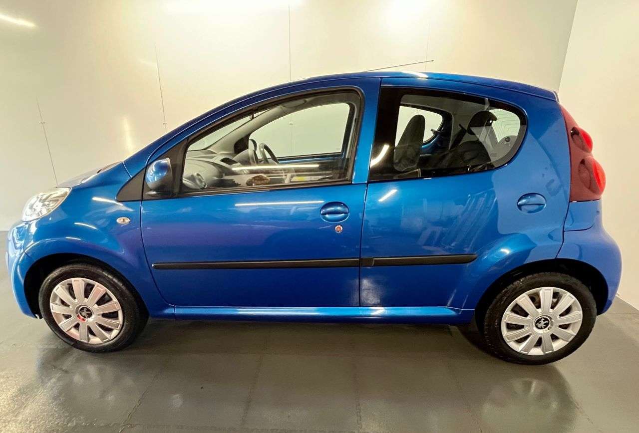 2012 PEUGEOT 107 2012 PEUGEOT 107