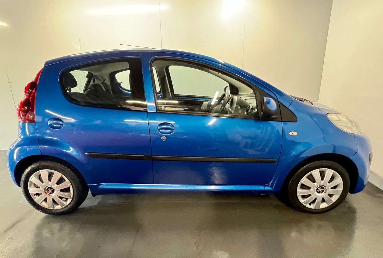 2012 PEUGEOT 107 2012 PEUGEOT 107