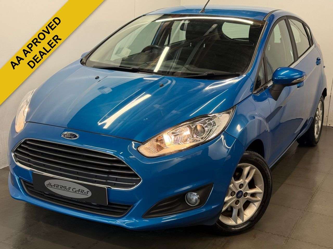 A 2015 FORD FIESTA 1.0T EcoBoost Zetec Hatchback 5dr Petrol Manual Euro 6 (s/s) (100 ps) 12 MO A 2015 FORD FIESTA 1.0T EcoBoost Zetec Hatchback 5dr Petrol Manual Euro 6 (s/s) (100 ps) 12 MO