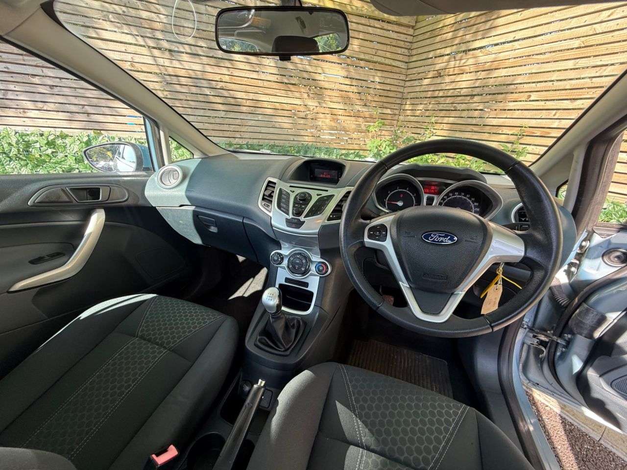 2010 FORD FIESTA 2010 FORD FIESTA