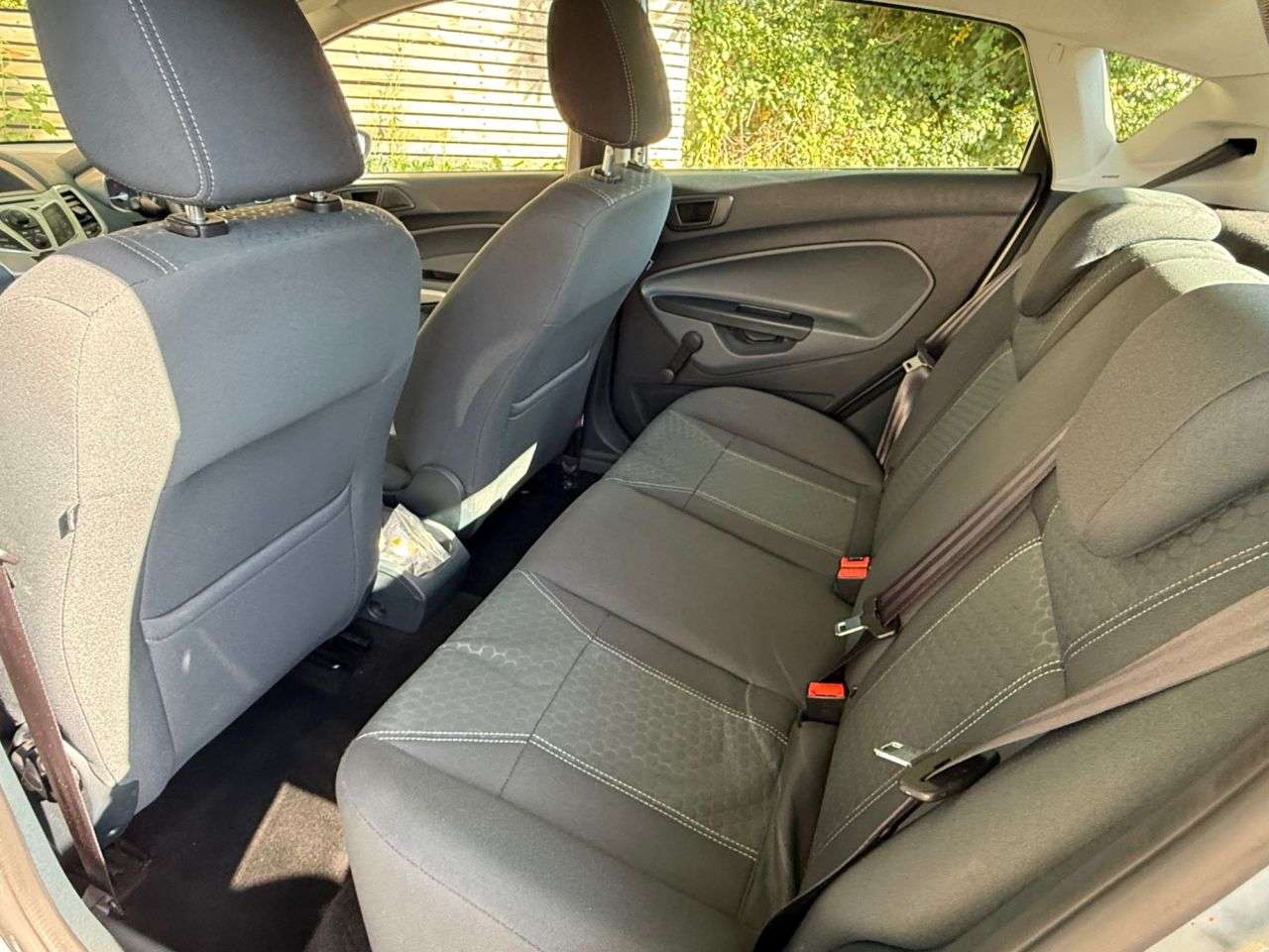 2010 FORD FIESTA 2010 FORD FIESTA