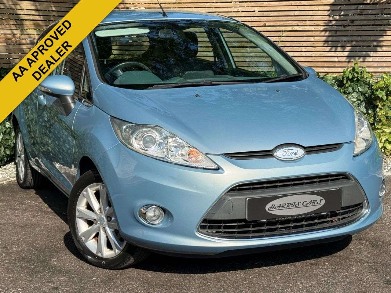 A 2010 FORD FIESTA 1.25 Zetec Hatchback 5dr Petrol Manual (133 g/km, 81 bhp) 12 MONTHS AA, FRE A 2010 FORD FIESTA 1.25 Zetec Hatchback 5dr Petrol Manual (133 g/km, 81 bhp) 12 MONTHS AA, FRE
