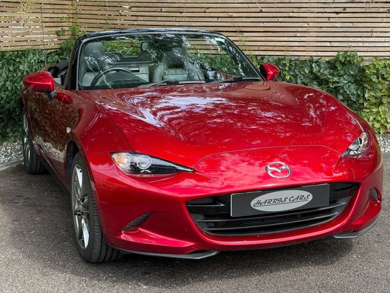 2021 MAZDA MX-5 2021 MAZDA MX-5