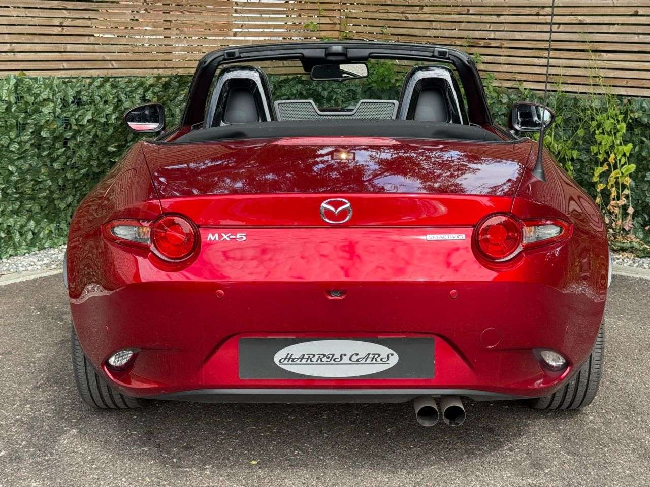 2021 MAZDA MX-5 2021 MAZDA MX-5