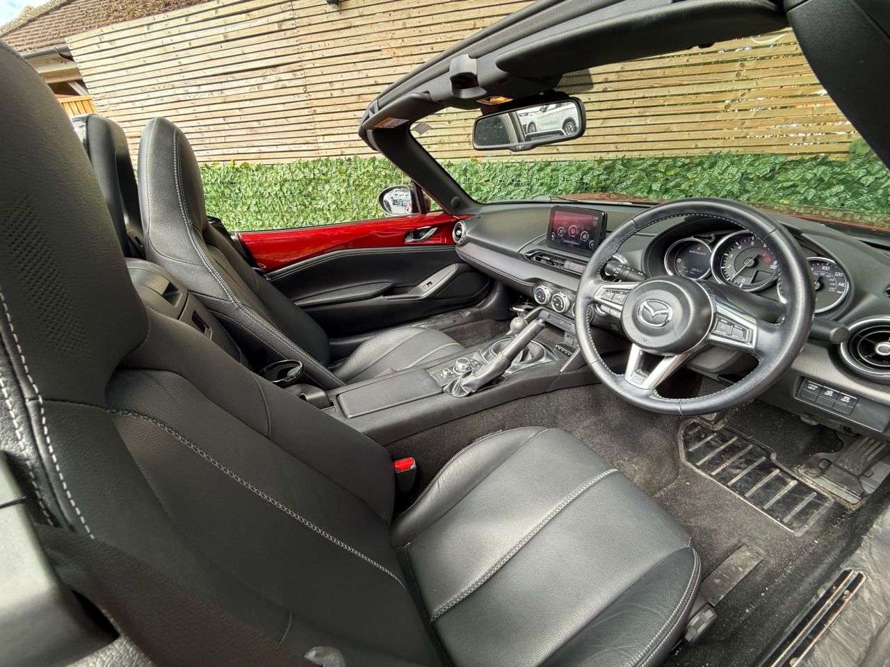 2021 MAZDA MX-5 2021 MAZDA MX-5