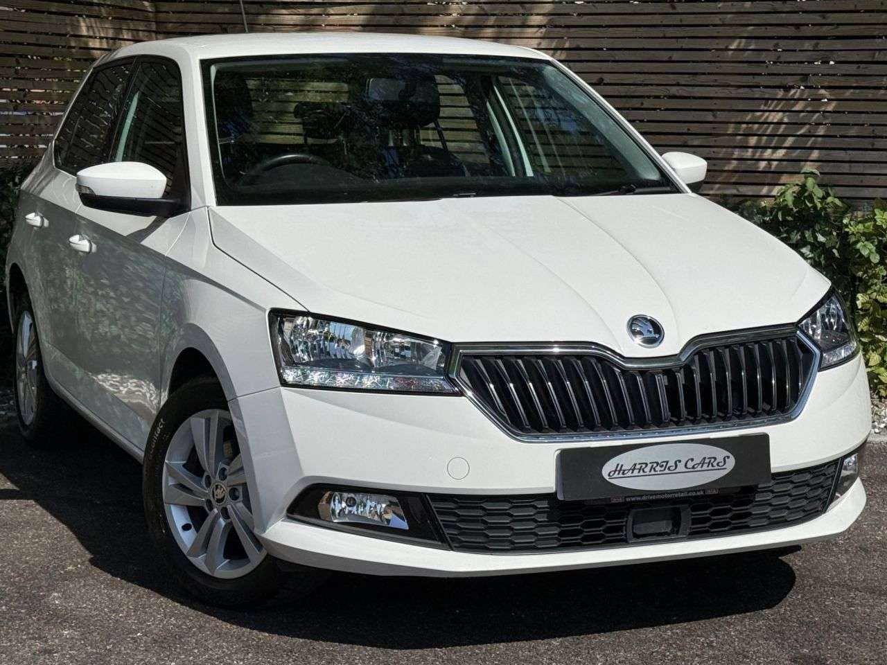A 2019 SKODA FABIA 1.0 SE Hatchback 5dr Petrol Manual Euro 6 (s/s) (75 ps) 12 MONTHS AA, FRESH A 2019 SKODA FABIA 1.0 SE Hatchback 5dr Petrol Manual Euro 6 (s/s) (75 ps) 12 MONTHS AA, FRESH