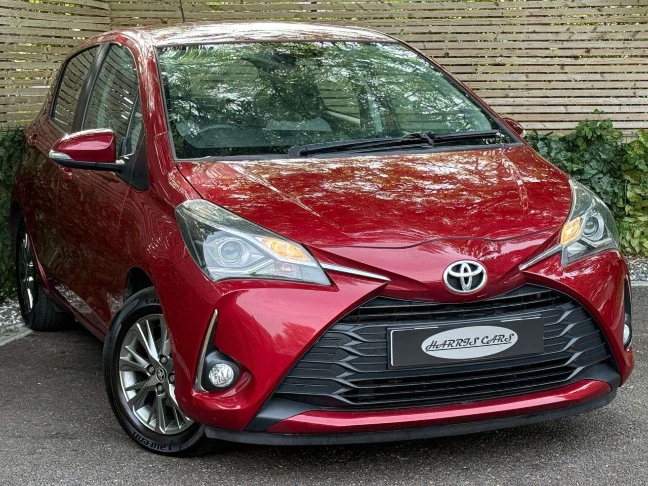 A 2020 TOYOTA YARIS 1.5 VVT-i Icon Hatchback 5dr Petrol CVT Euro 6 (111 ps) 12 MONTHS AA, FRESH A 2020 TOYOTA YARIS 1.5 VVT-i Icon Hatchback 5dr Petrol CVT Euro 6 (111 ps) 12 MONTHS AA, FRESH