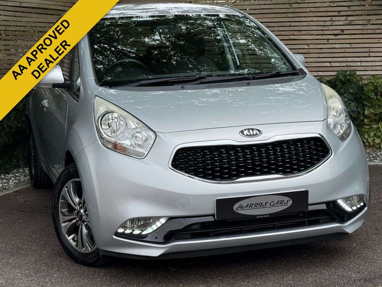 A 2016 KIA VENGA 1.6 3 MPV 5dr Petrol Auto Euro 6 (123 bhp) 12 MONTHS AA, FRESH SERVICE A 2016 KIA VENGA 1.6 3 MPV 5dr Petrol Auto Euro 6 (123 bhp) 12 MONTHS AA, FRESH SERVICE