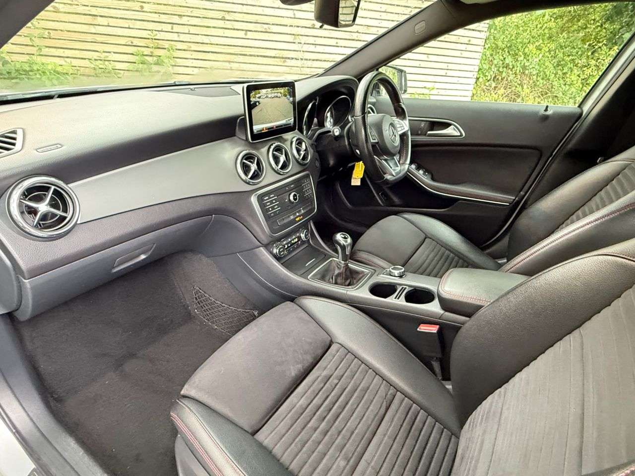 2015 MERCEDES-BENZ GLA 2015 MERCEDES-BENZ GLA