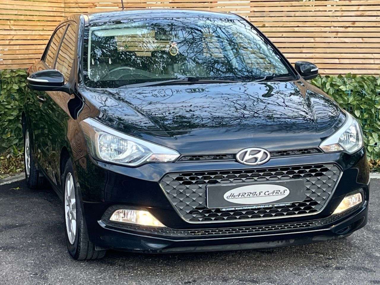 A 2017 HYUNDAI I20 1.4 SE Hatchback 5dr Petrol Auto Euro 6 (100 ps) 12 MONTHS AA, FRESH SERVIC A 2017 HYUNDAI I20 1.4 SE Hatchback 5dr Petrol Auto Euro 6 (100 ps) 12 MONTHS AA, FRESH SERVIC