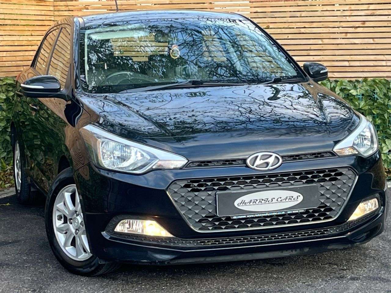 A 2017 HYUNDAI I20 1.4 SE Hatchback 5dr Petrol Auto Euro 6 (100 ps) 12 MONTHS AA, FRESH SERVIC A 2017 HYUNDAI I20 1.4 SE Hatchback 5dr Petrol Auto Euro 6 (100 ps) 12 MONTHS AA, FRESH SERVIC