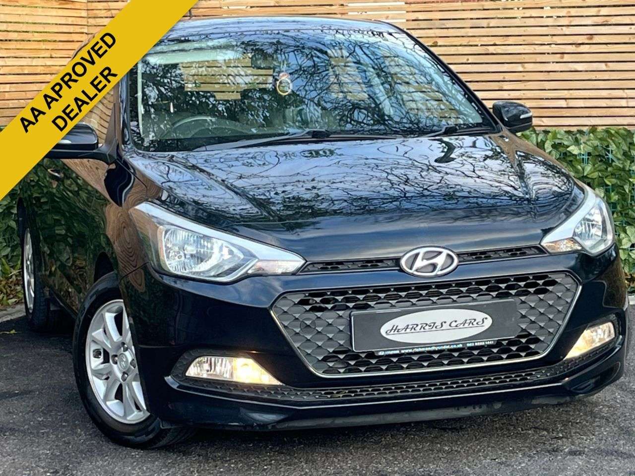 A 2017 HYUNDAI I20 1.4 SE Hatchback 5dr Petrol Auto Euro 6 (100 ps) 12 MONTHS AA, FRESH SERVIC A 2017 HYUNDAI I20 1.4 SE Hatchback 5dr Petrol Auto Euro 6 (100 ps) 12 MONTHS AA, FRESH SERVIC