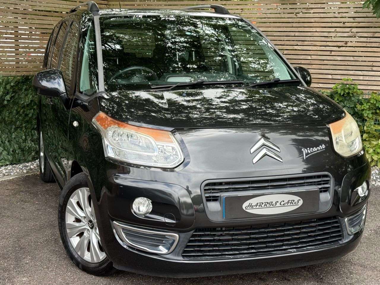 A 2010 CITROEN C3 PICASSO 1.6 HDi Exclusive MPV 5dr Diesel Manual Euro 4 (90 ps) 12 MONTHS AA, FRESH A 2010 CITROEN C3 PICASSO 1.6 HDi Exclusive MPV 5dr Diesel Manual Euro 4 (90 ps) 12 MONTHS AA, FRESH