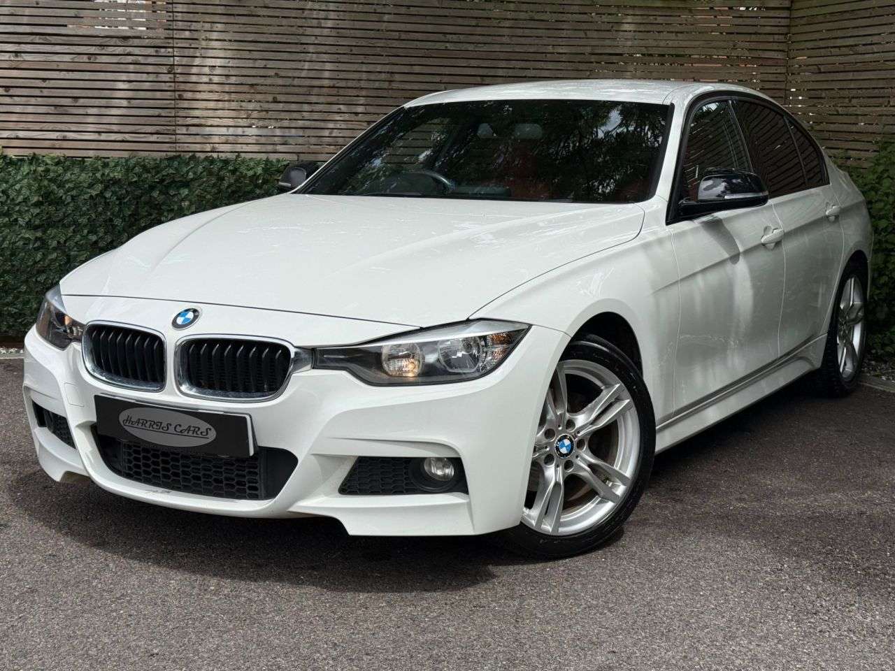 A 2012 BMW 3 SERIES 2.0 318d M Sport Saloon 4dr Diesel Auto Euro 5 (s/s) (143 ps) 12 MONTHS AA, A 2012 BMW 3 SERIES 2.0 318d M Sport Saloon 4dr Diesel Auto Euro 5 (s/s) (143 ps) 12 MONTHS AA,