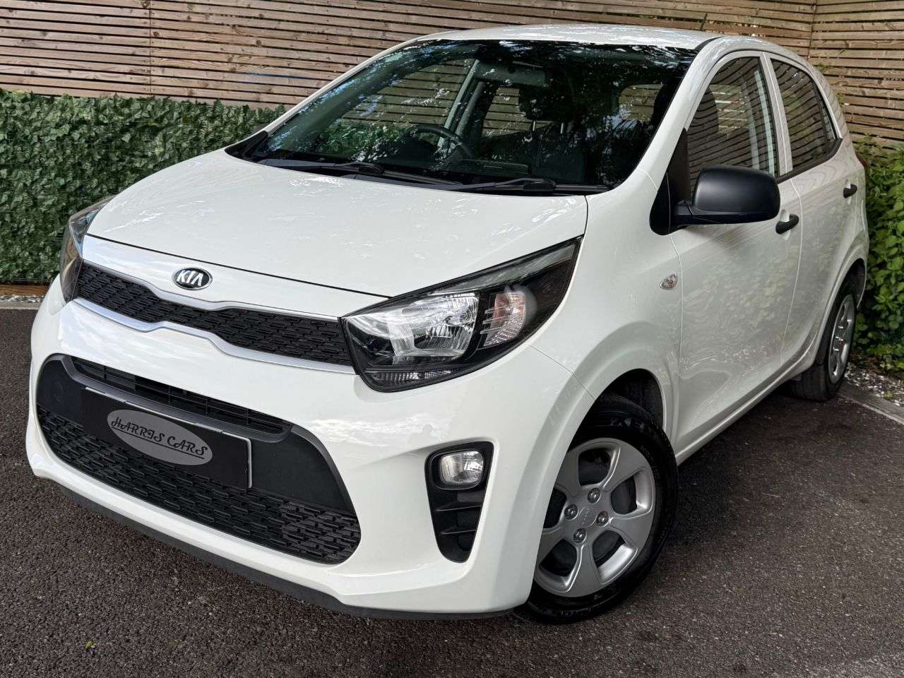 A 2018 KIA PICANTO 1.0 1 Hatchback 5dr Petrol Manual Euro 6 (66 bhp) 12 MONTHS AA, FRESH SERVI A 2018 KIA PICANTO 1.0 1 Hatchback 5dr Petrol Manual Euro 6 (66 bhp) 12 MONTHS AA, FRESH SERVI