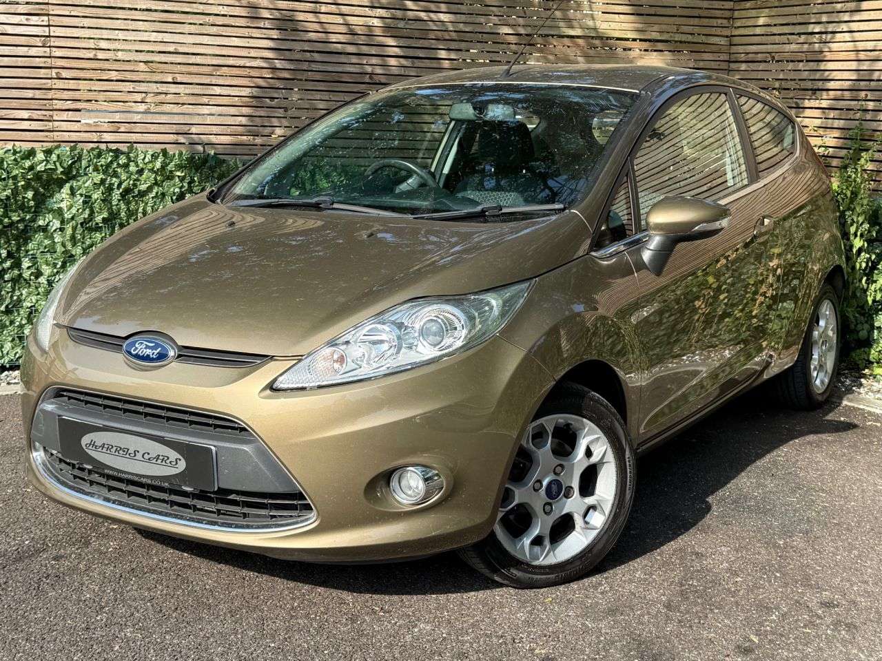 A 2012 FORD FIESTA 1.25 Zetec Hatchback 3dr Petrol Manual (129 g/km, 81 bhp) 12 MONTHS AA, FRE A 2012 FORD FIESTA 1.25 Zetec Hatchback 3dr Petrol Manual (129 g/km, 81 bhp) 12 MONTHS AA, FRE