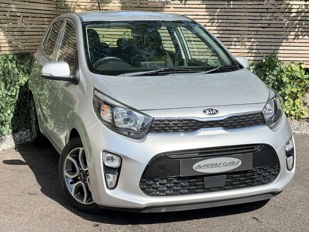 A 2017 KIA PICANTO 1.25 3 Hatchback 5dr Petrol Auto Euro 6 (83 bhp) 12 MONTHS AA, FRESH SERVIC A 2017 KIA PICANTO 1.25 3 Hatchback 5dr Petrol Auto Euro 6 (83 bhp) 12 MONTHS AA, FRESH SERVIC