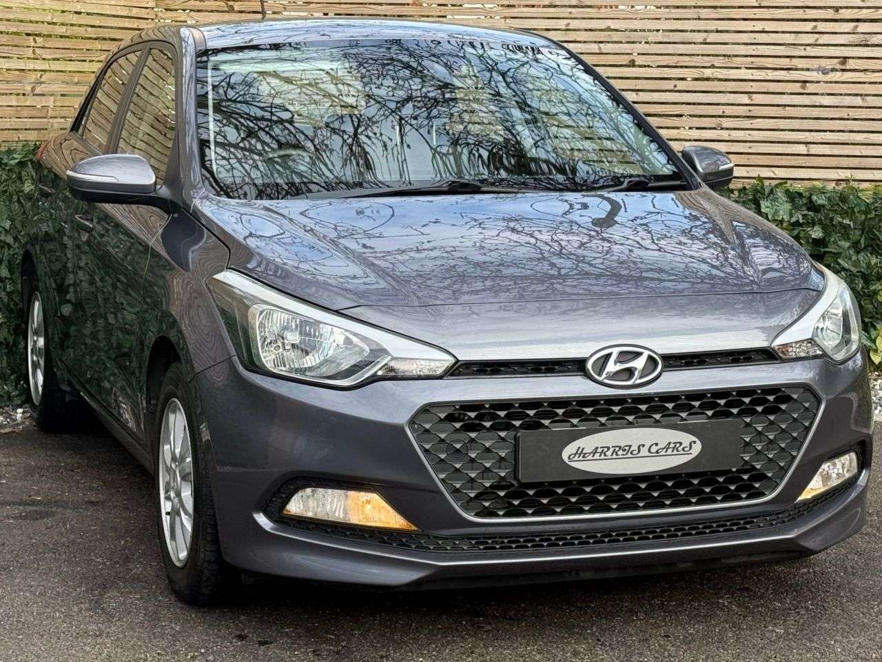 A 2018 HYUNDAI I20 1.2 SE Hatchback 5dr Petrol Manual Euro 6 (84 ps) 12 MONTHS AA, FRESH SERVI A 2018 HYUNDAI I20 1.2 SE Hatchback 5dr Petrol Manual Euro 6 (84 ps) 12 MONTHS AA, FRESH SERVI