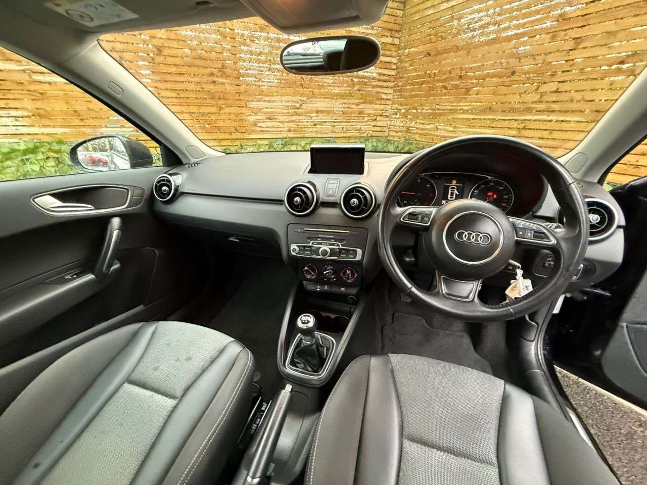 2015 AUDI A1 2015 AUDI A1
