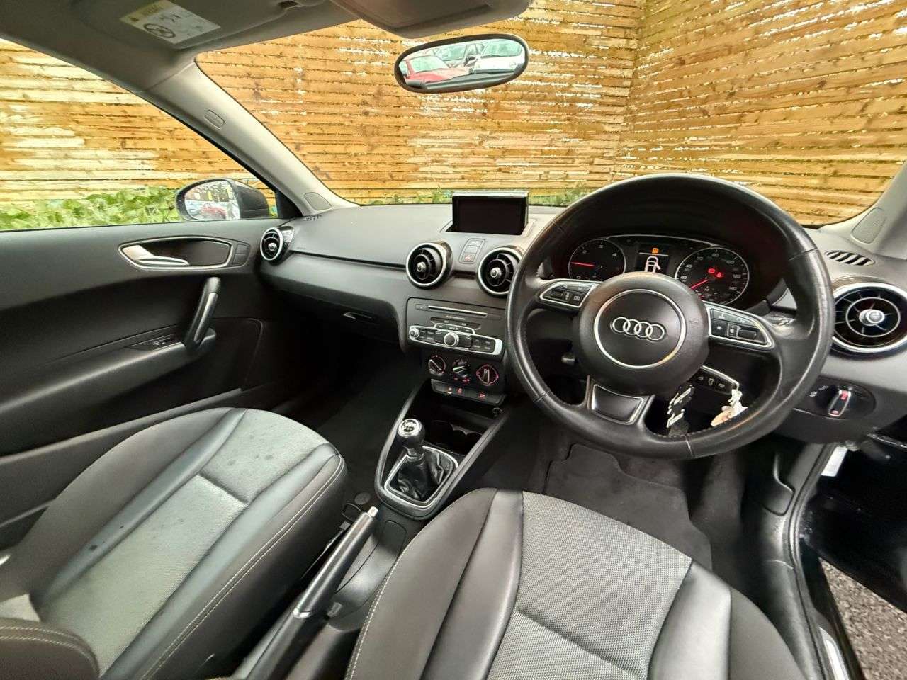 2015 AUDI A1 2015 AUDI A1