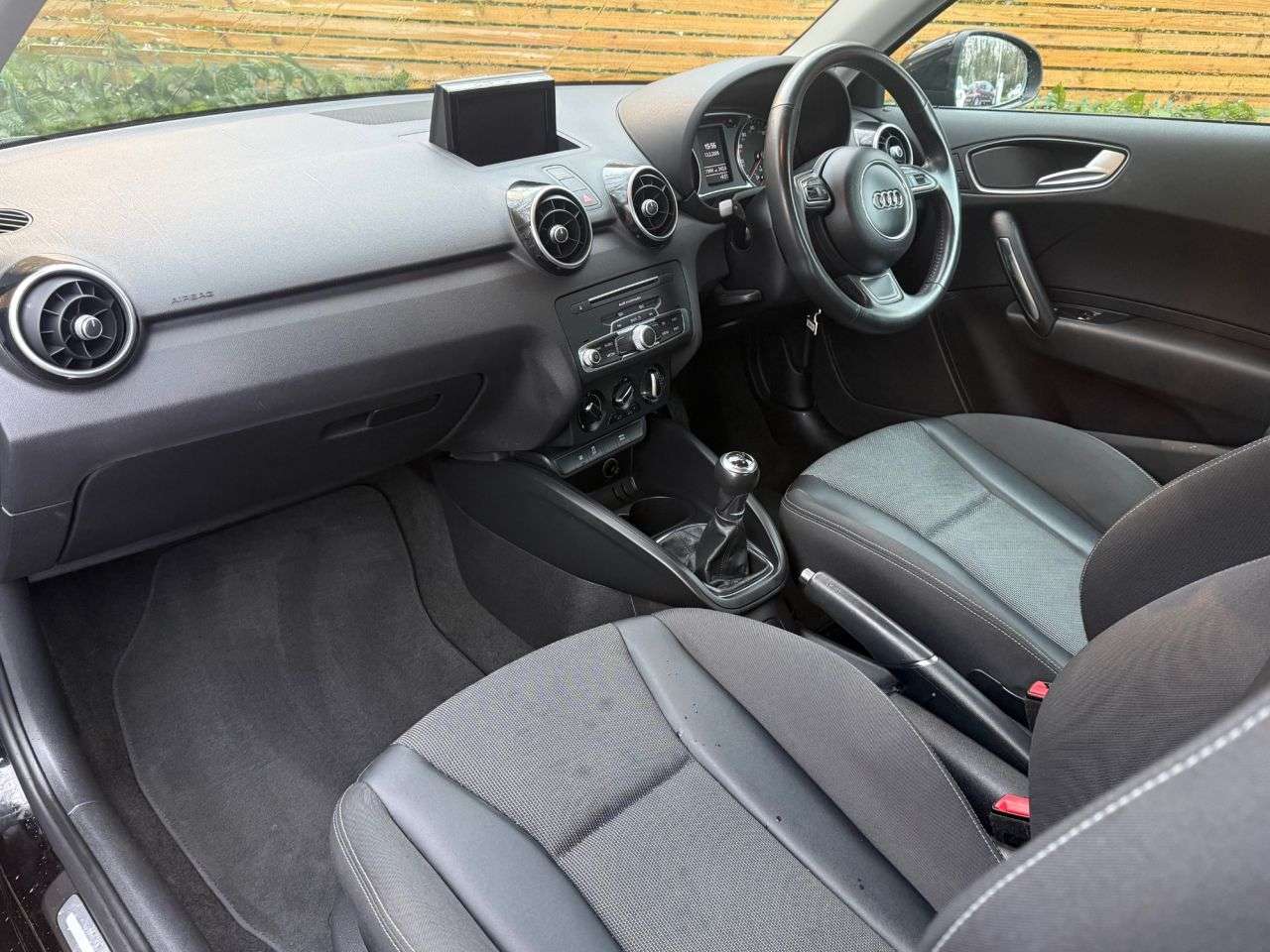 2015 AUDI A1 2015 AUDI A1