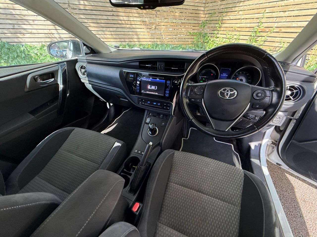 2018 TOYOTA AURIS 2018 TOYOTA AURIS