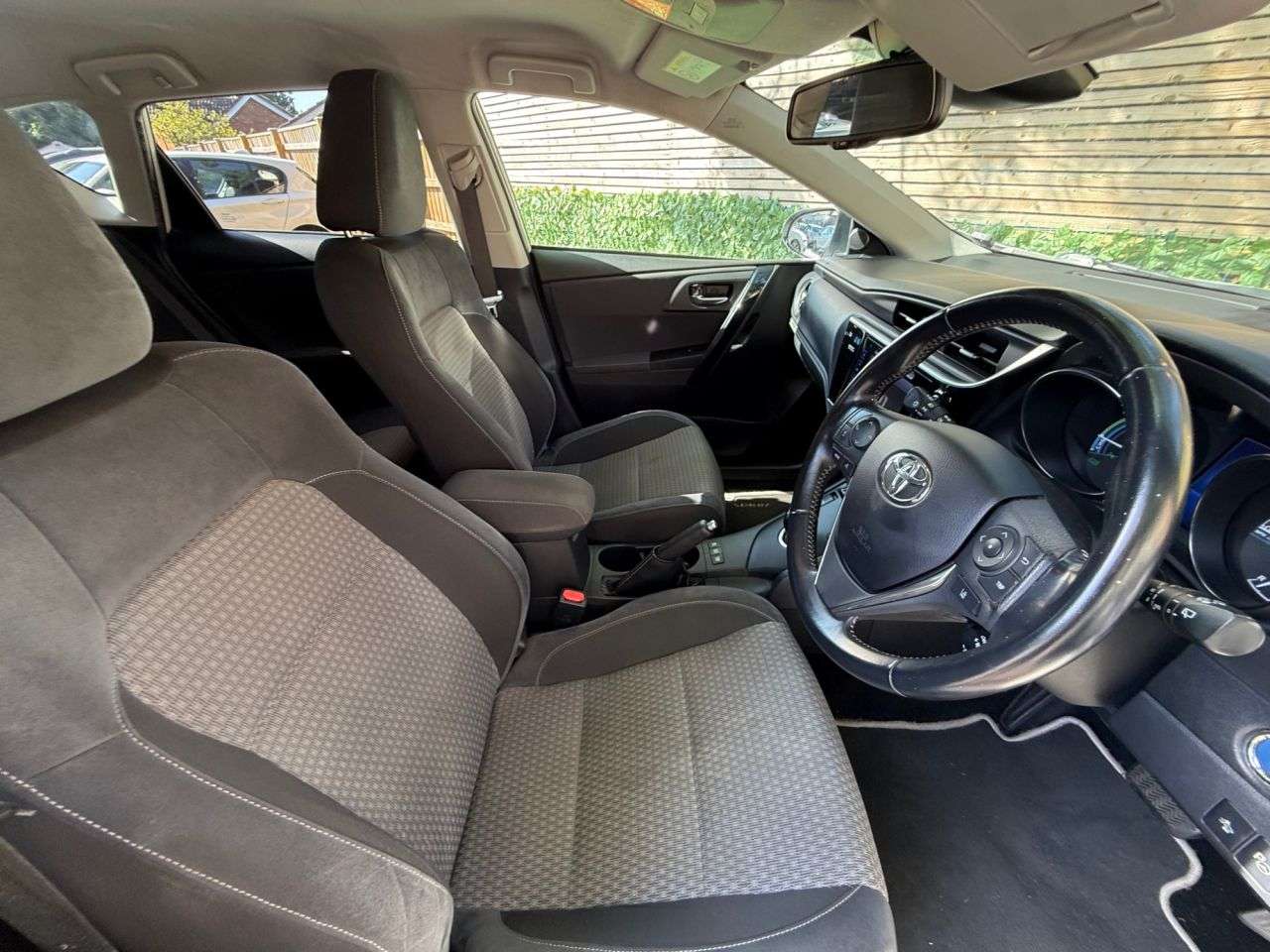 2018 TOYOTA AURIS 2018 TOYOTA AURIS