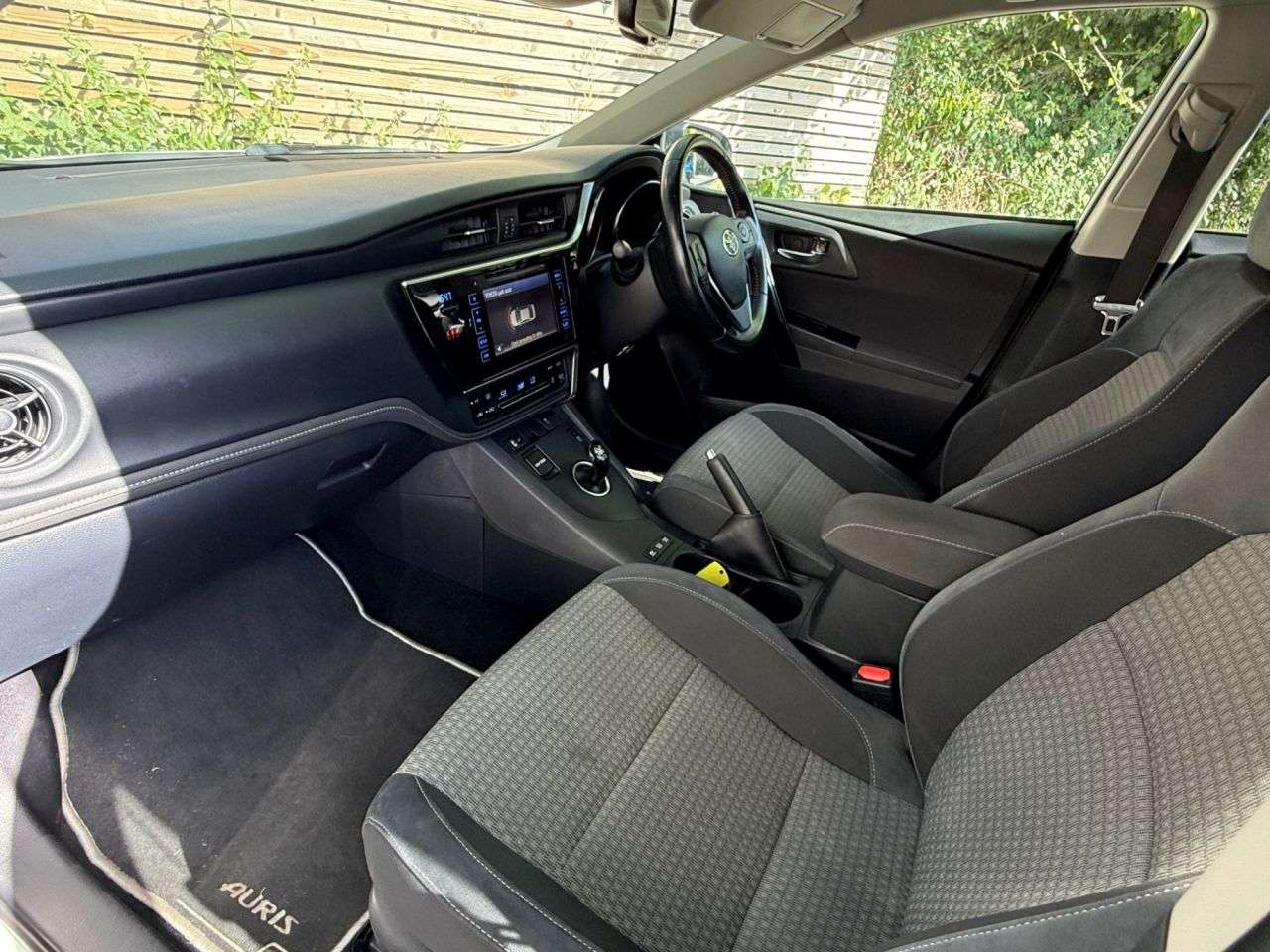 2018 TOYOTA AURIS 2018 TOYOTA AURIS