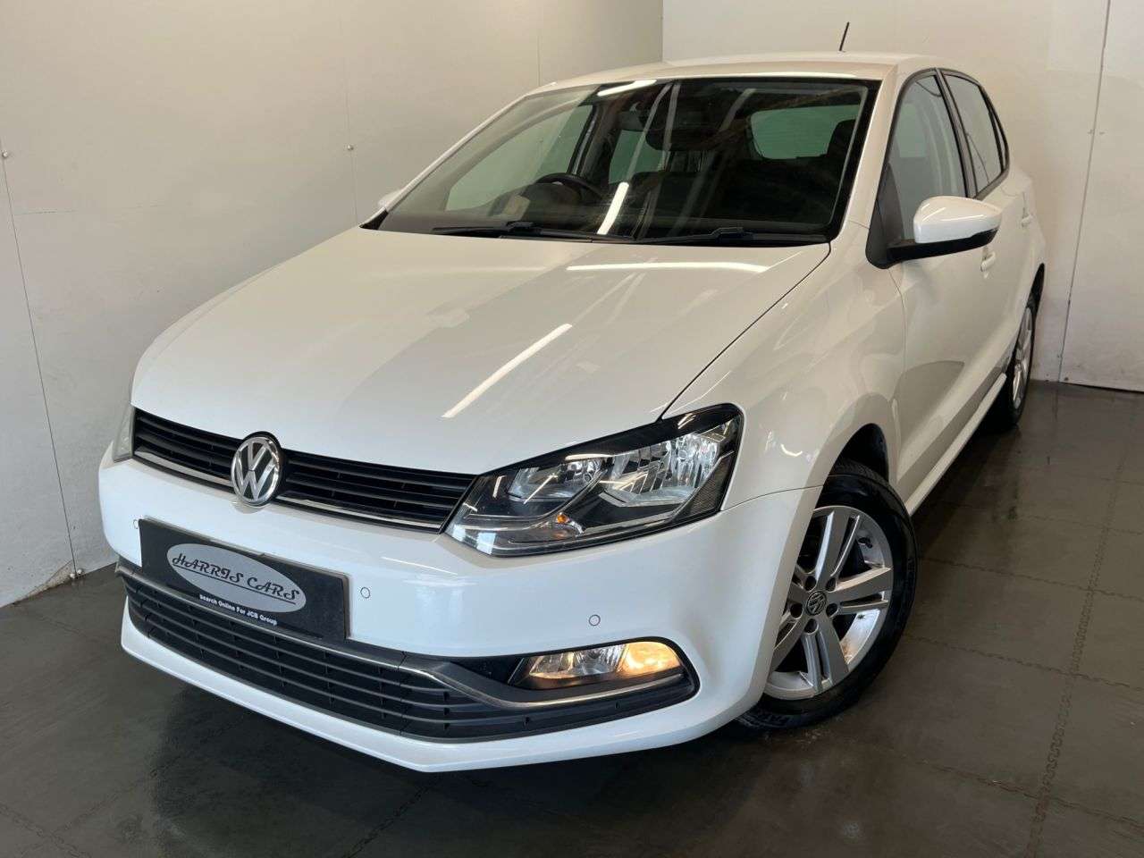 A 2016 VOLKSWAGEN POLO 1.0 BlueMotion Tech Match Hatchback 5dr Petrol Manual Euro 6 (s/s) (60 ps) A 2016 VOLKSWAGEN POLO 1.0 BlueMotion Tech Match Hatchback 5dr Petrol Manual Euro 6 (s/s) (60 ps)
