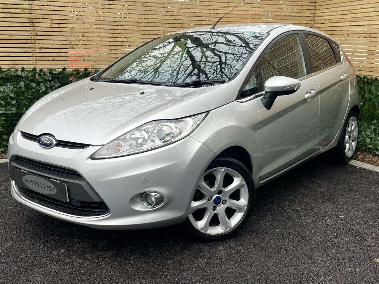 A 2010 FORD FIESTA 1.25 Zetec Hatchback 5dr Petrol Manual (129 g/km, 81 bhp) 12 MONTHS AA, FRE A 2010 FORD FIESTA 1.25 Zetec Hatchback 5dr Petrol Manual (129 g/km, 81 bhp) 12 MONTHS AA, FRE