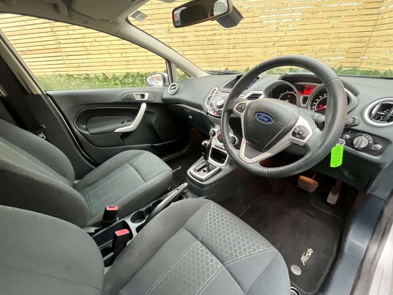 2010 FORD FIESTA 2010 FORD FIESTA