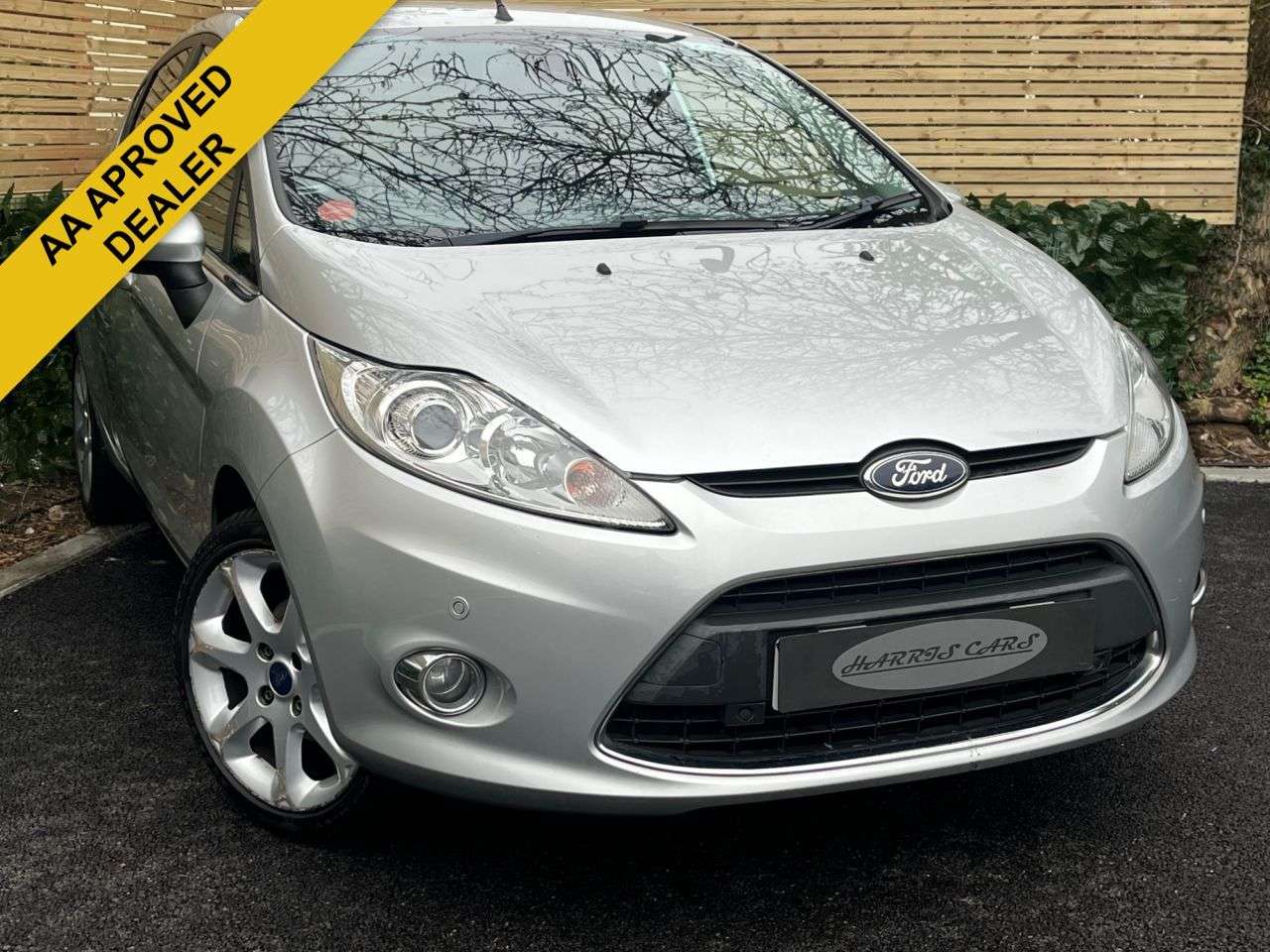 A 2010 FORD FIESTA 1.25 Zetec Hatchback 5dr Petrol Manual (129 g/km, 81 bhp) 12 MONTHS AA, FRE A 2010 FORD FIESTA 1.25 Zetec Hatchback 5dr Petrol Manual (129 g/km, 81 bhp) 12 MONTHS AA, FRE