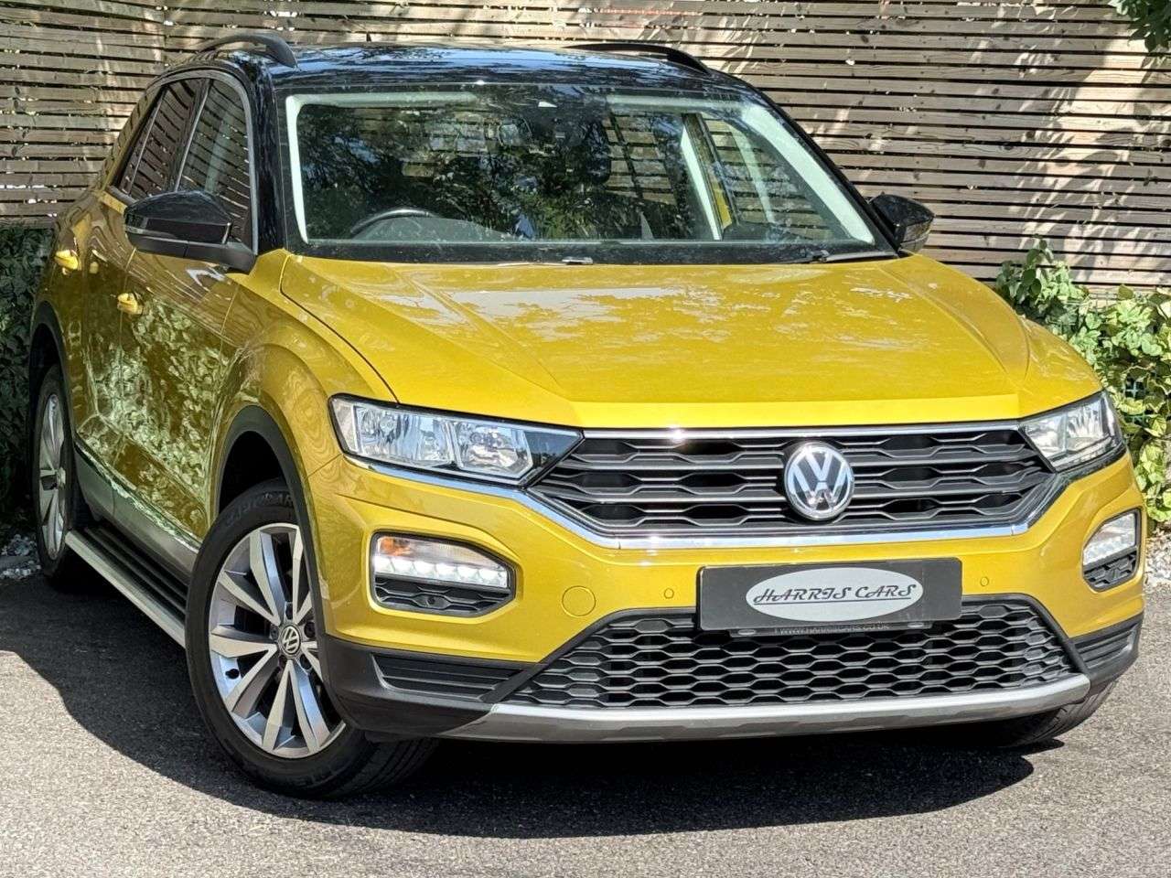 A 2018 VOLKSWAGEN T-ROC 1.5 TSI EVO Design SUV 5dr Petrol Manual Euro 6 (s/s) (150 ps) 12 MONTHS AA A 2018 VOLKSWAGEN T-ROC 1.5 TSI EVO Design SUV 5dr Petrol Manual Euro 6 (s/s) (150 ps) 12 MONTHS AA