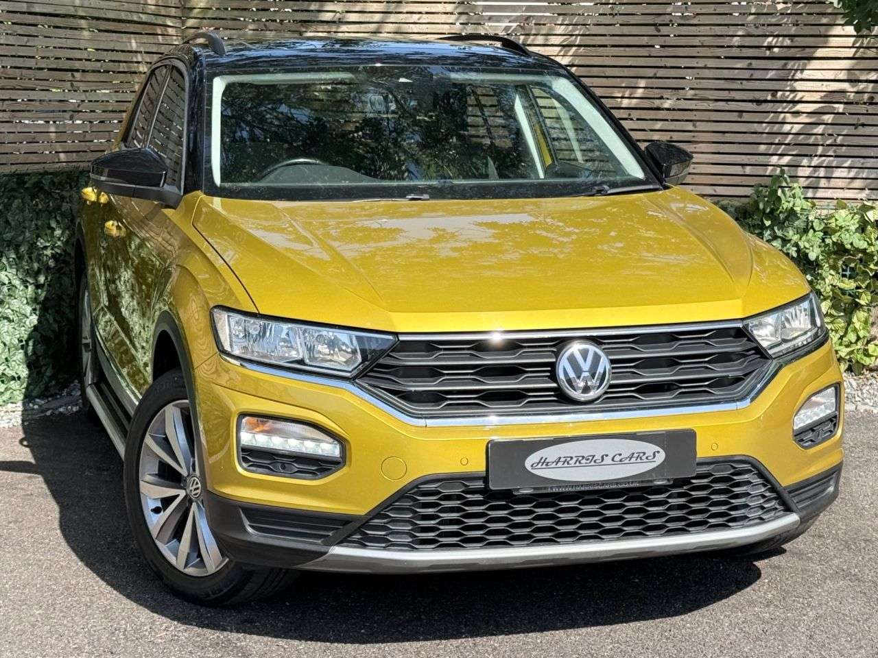 A 2018 VOLKSWAGEN T-ROC 1.5 TSI EVO Design SUV 5dr Petrol Manual Euro 6 (s/s) (150 ps) 12 MONTHS AA A 2018 VOLKSWAGEN T-ROC 1.5 TSI EVO Design SUV 5dr Petrol Manual Euro 6 (s/s) (150 ps) 12 MONTHS AA