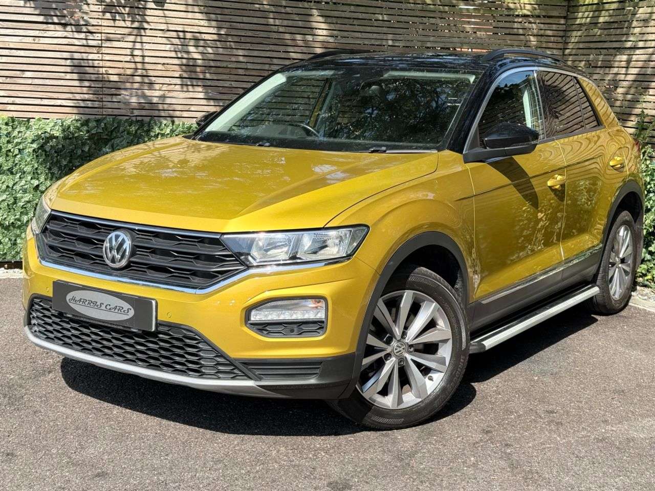 A 2018 VOLKSWAGEN T-ROC 1.5 TSI EVO Design SUV 5dr Petrol Manual Euro 6 (s/s) (150 ps) 12 MONTHS AA A 2018 VOLKSWAGEN T-ROC 1.5 TSI EVO Design SUV 5dr Petrol Manual Euro 6 (s/s) (150 ps) 12 MONTHS AA