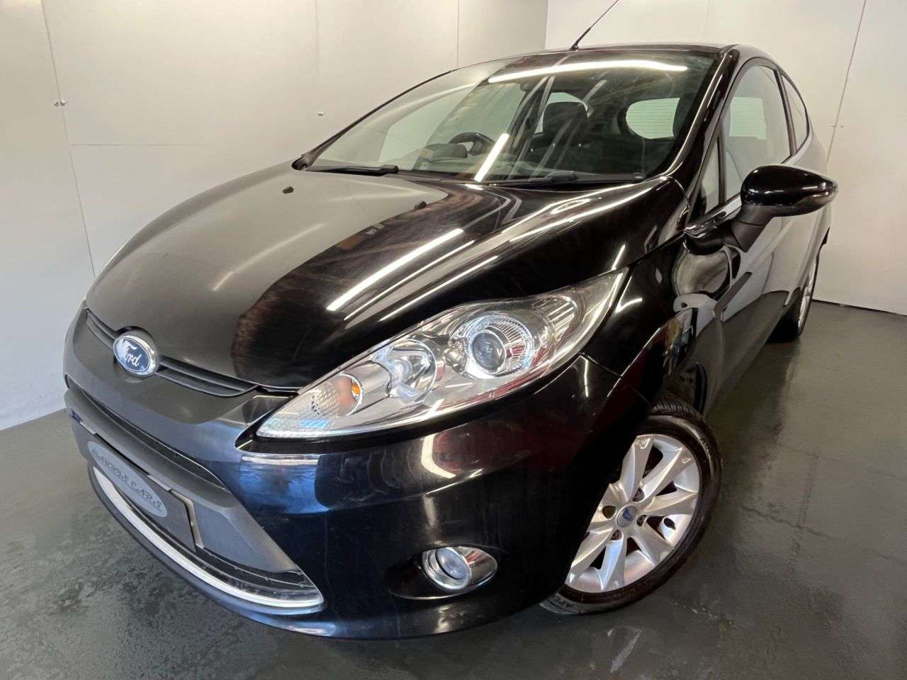 A 2010 FORD FIESTA 1.25 Zetec Hatchback 3dr Petrol Manual (133 g/km, 81 bhp) 12 MONTHS AA, FRE A 2010 FORD FIESTA 1.25 Zetec Hatchback 3dr Petrol Manual (133 g/km, 81 bhp) 12 MONTHS AA, FRE