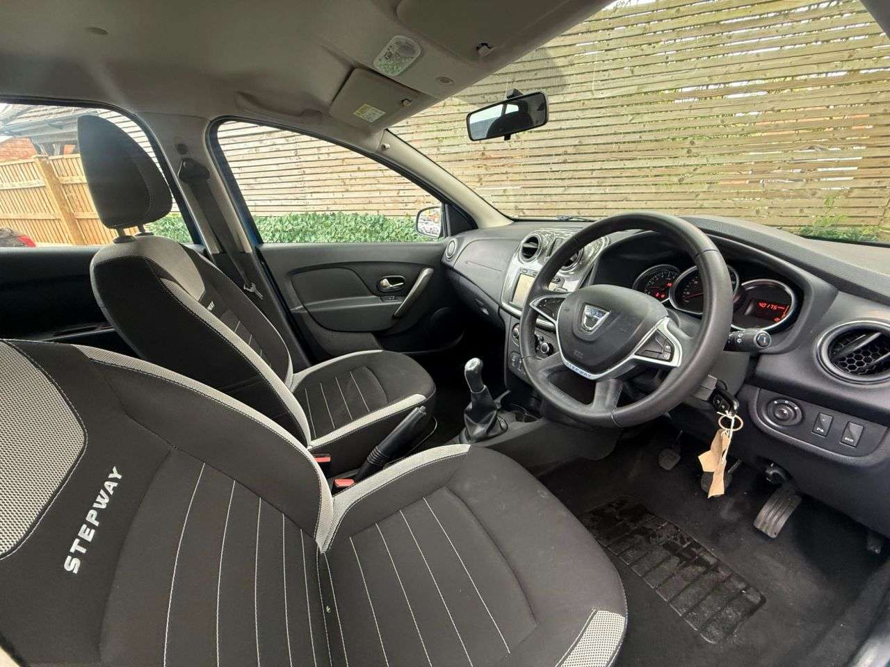 2016 DACIA SANDERO STEPWAY 2016 DACIA SANDERO STEPWAY