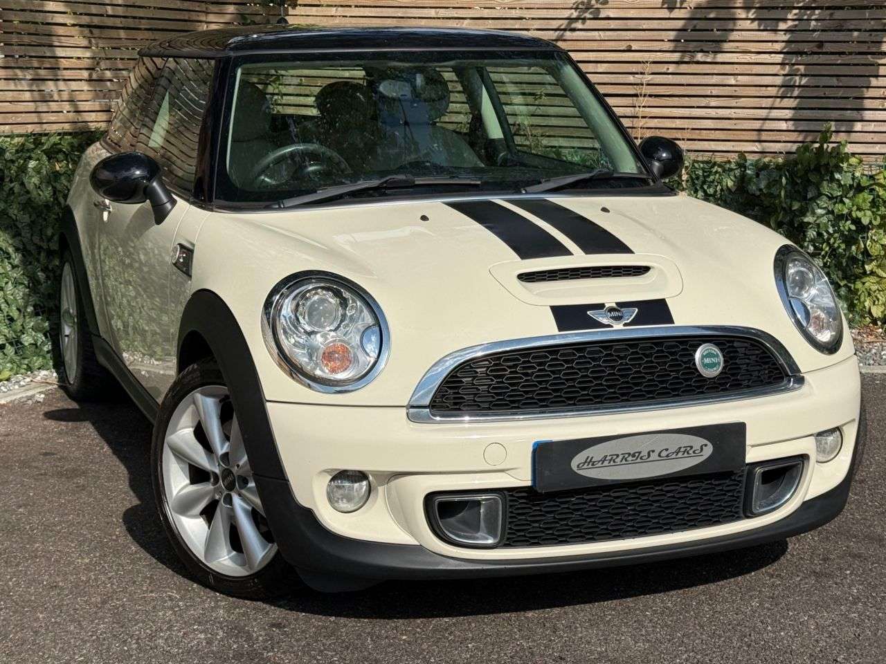 2011 MINI HATCH 2011 MINI HATCH