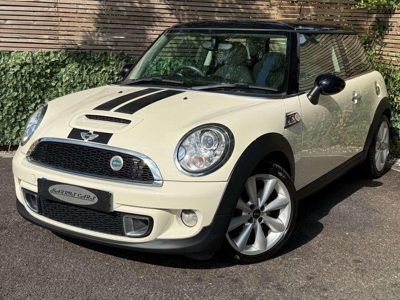 2011 MINI HATCH 2011 MINI HATCH