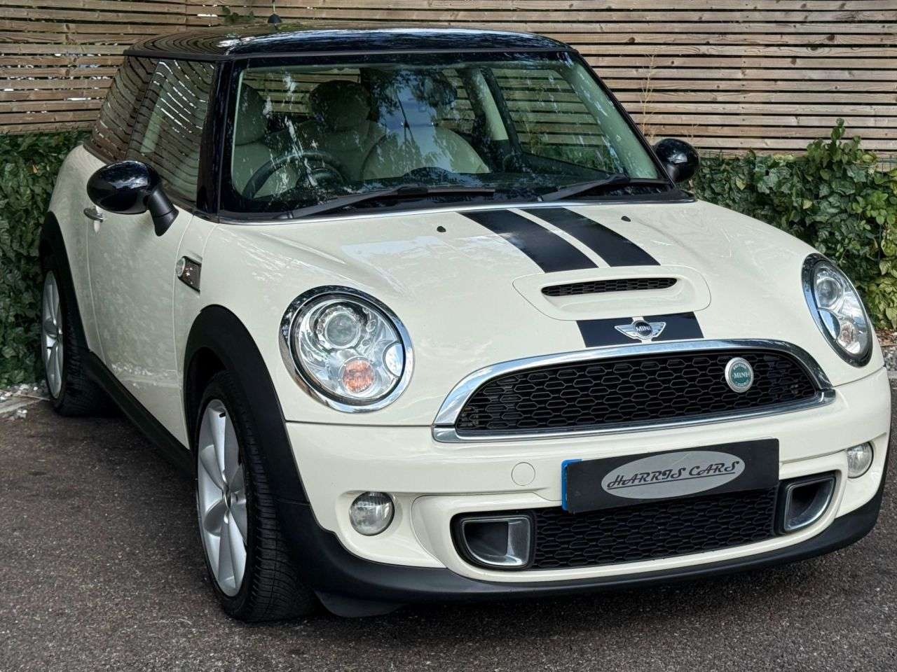 2011 MINI HATCH 2011 MINI HATCH