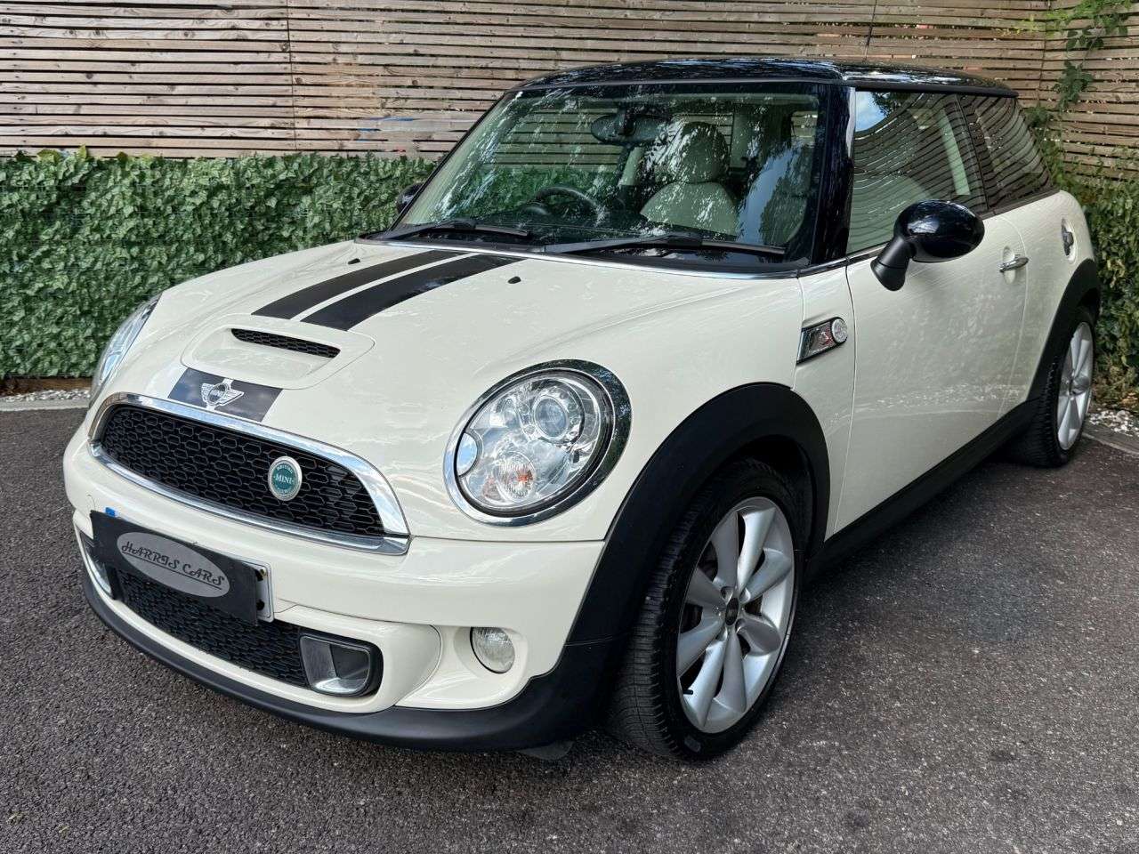 2011 MINI HATCH 2011 MINI HATCH