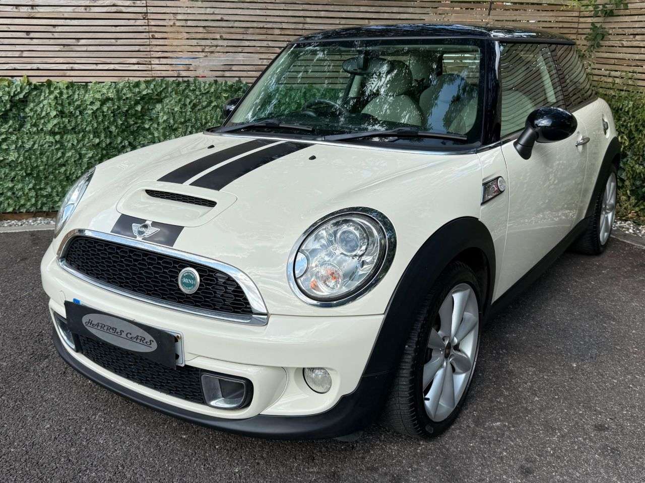 2011 MINI HATCH 2011 MINI HATCH