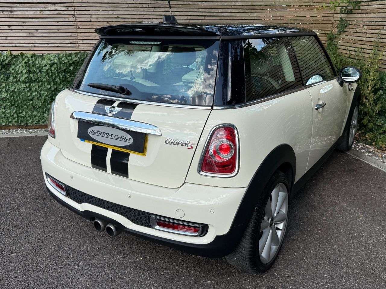 2011 MINI HATCH 2011 MINI HATCH