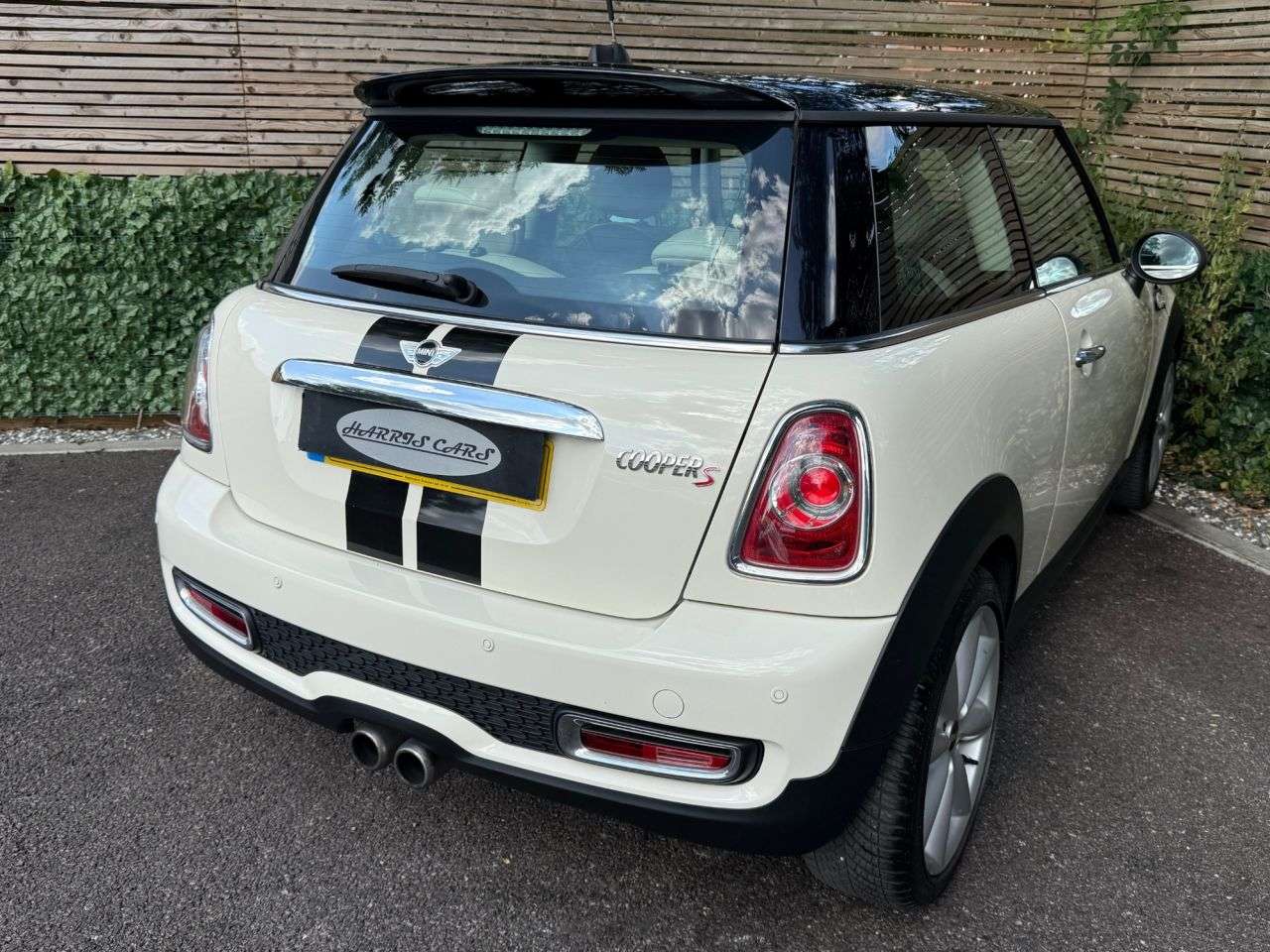 2011 MINI HATCH 2011 MINI HATCH