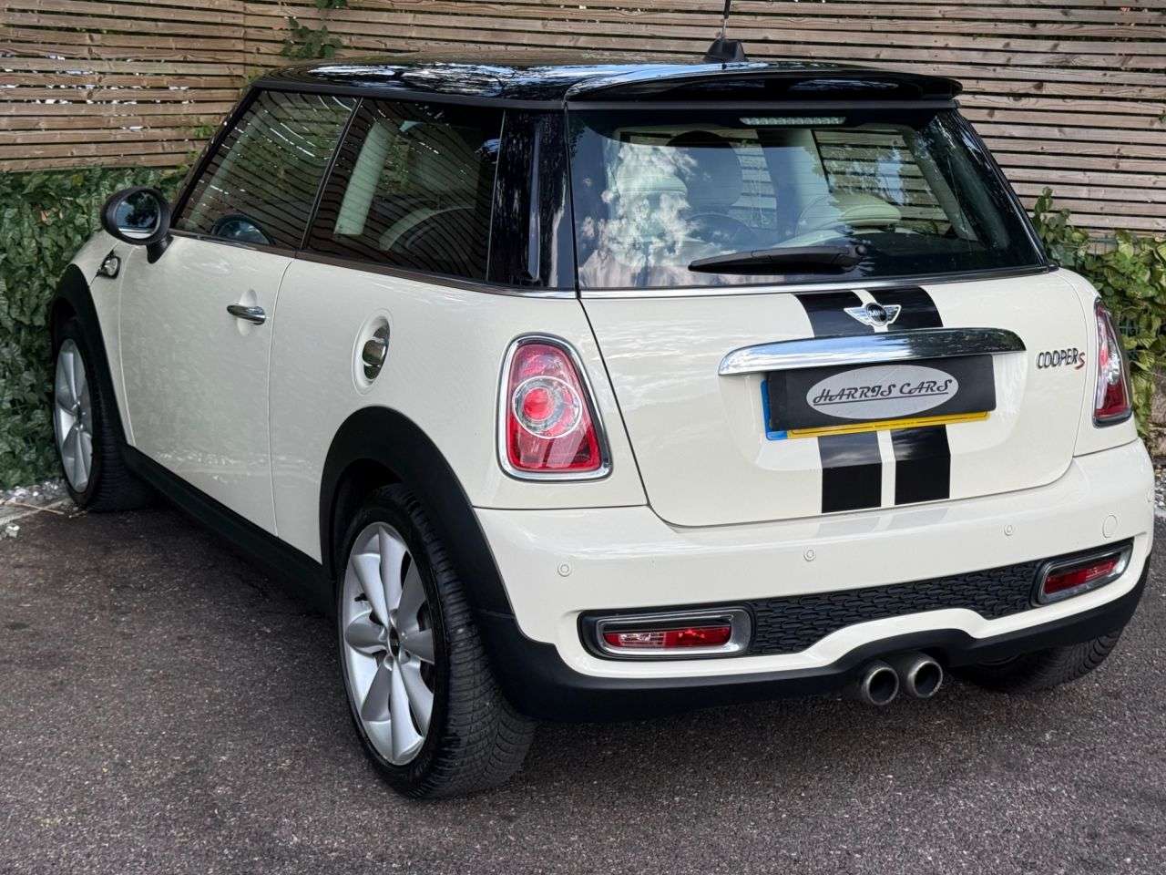2011 MINI HATCH 2011 MINI HATCH