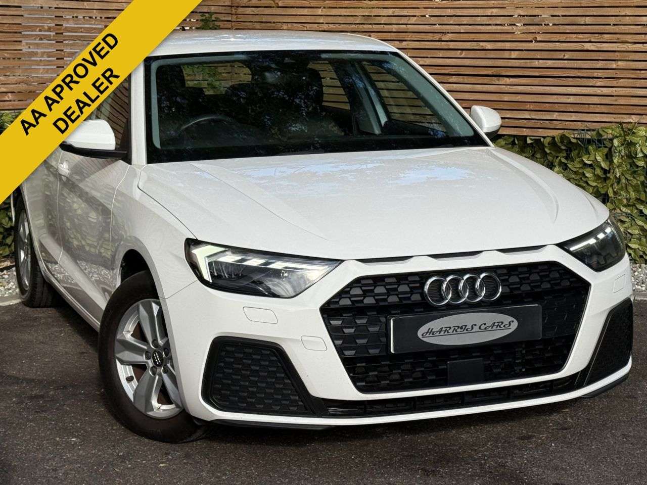 A 2019 AUDI A1 1.0 TFSI 25 SE Sportback 5dr Petrol Manual Euro 6 (s/s) (95 ps) 12 MONTHS A A 2019 AUDI A1 1.0 TFSI 25 SE Sportback 5dr Petrol Manual Euro 6 (s/s) (95 ps) 12 MONTHS A